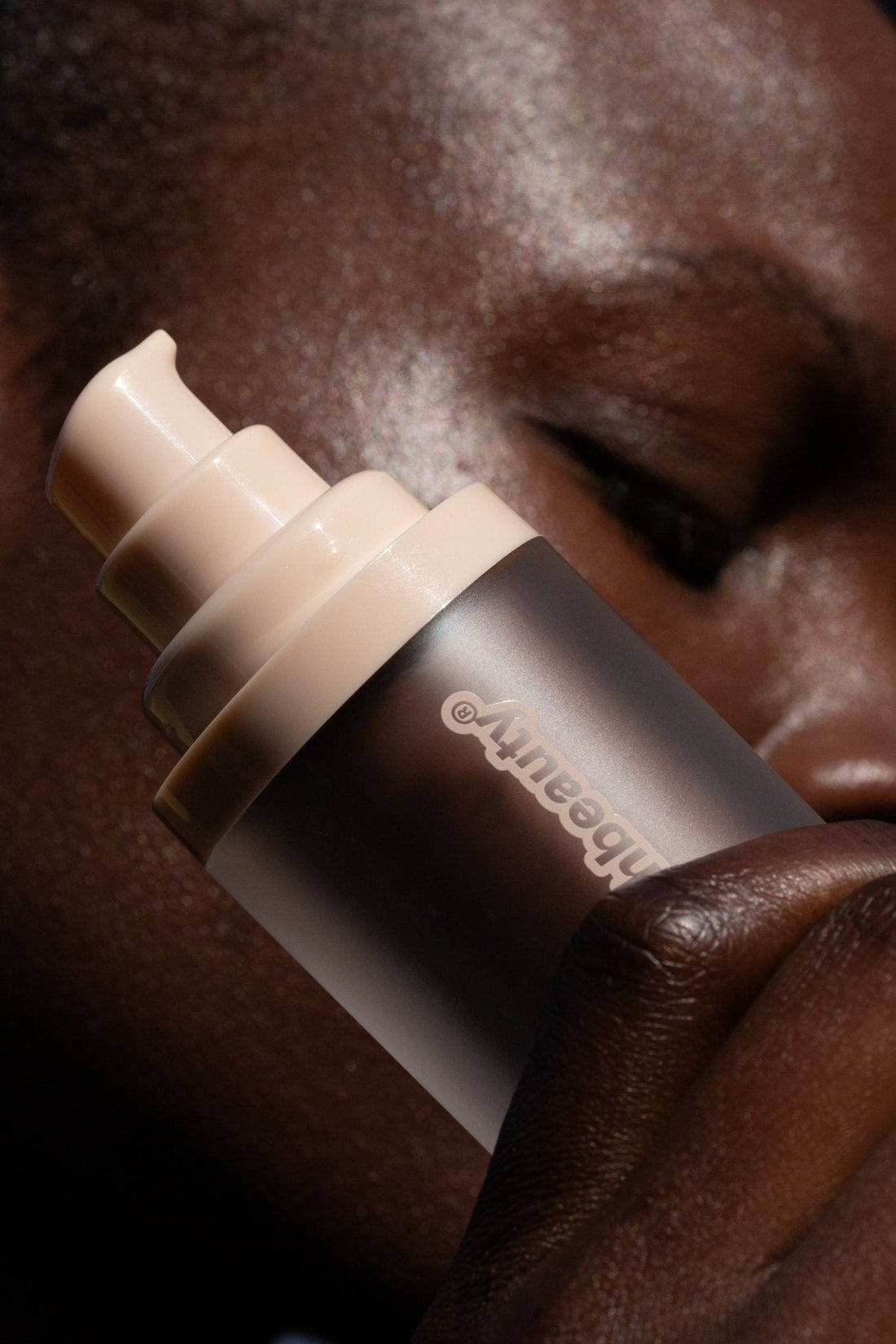 #TheBareMinimim - blurring skin tint